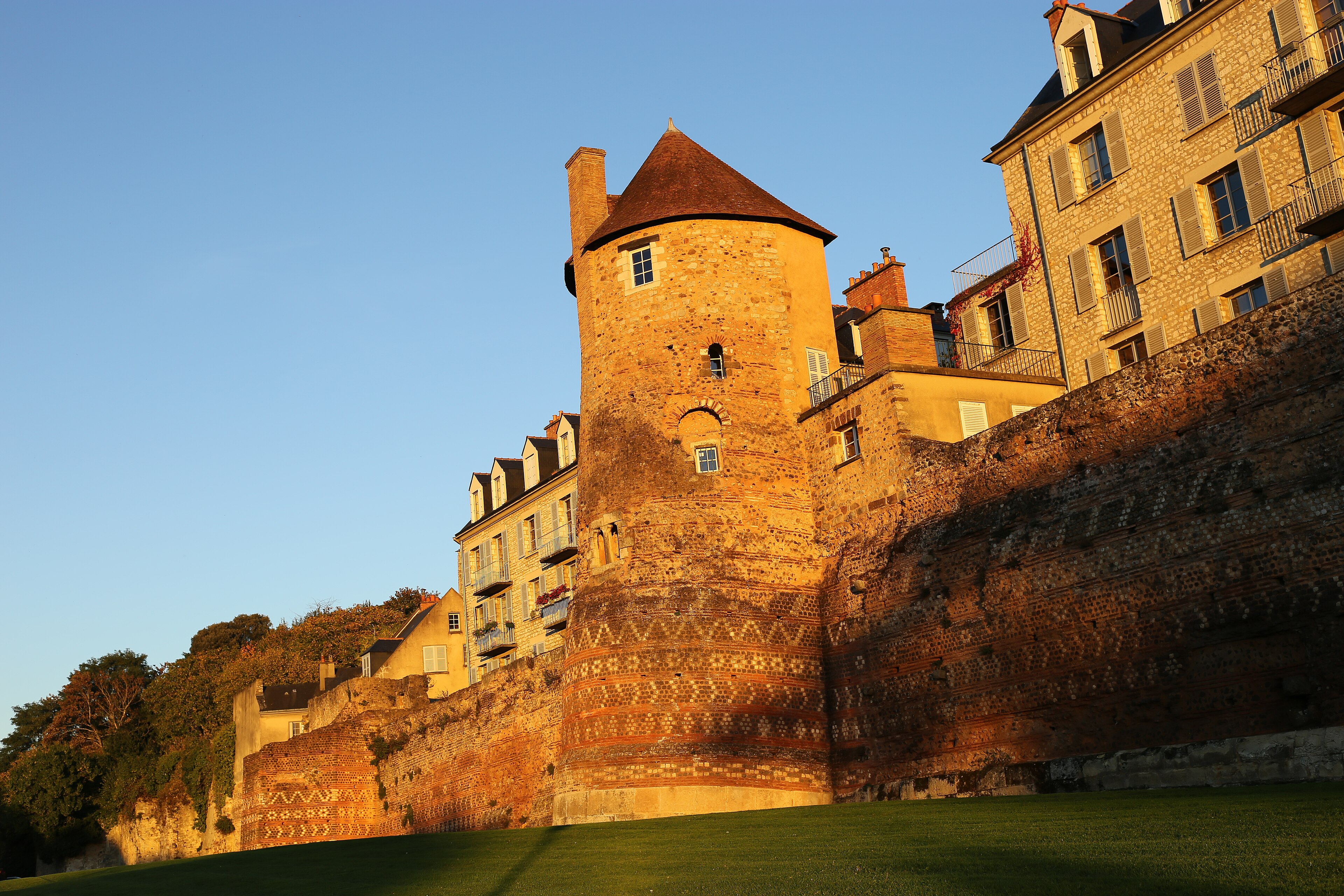 Cité Plantagenêt - Le Vieux-Mans (2/3)