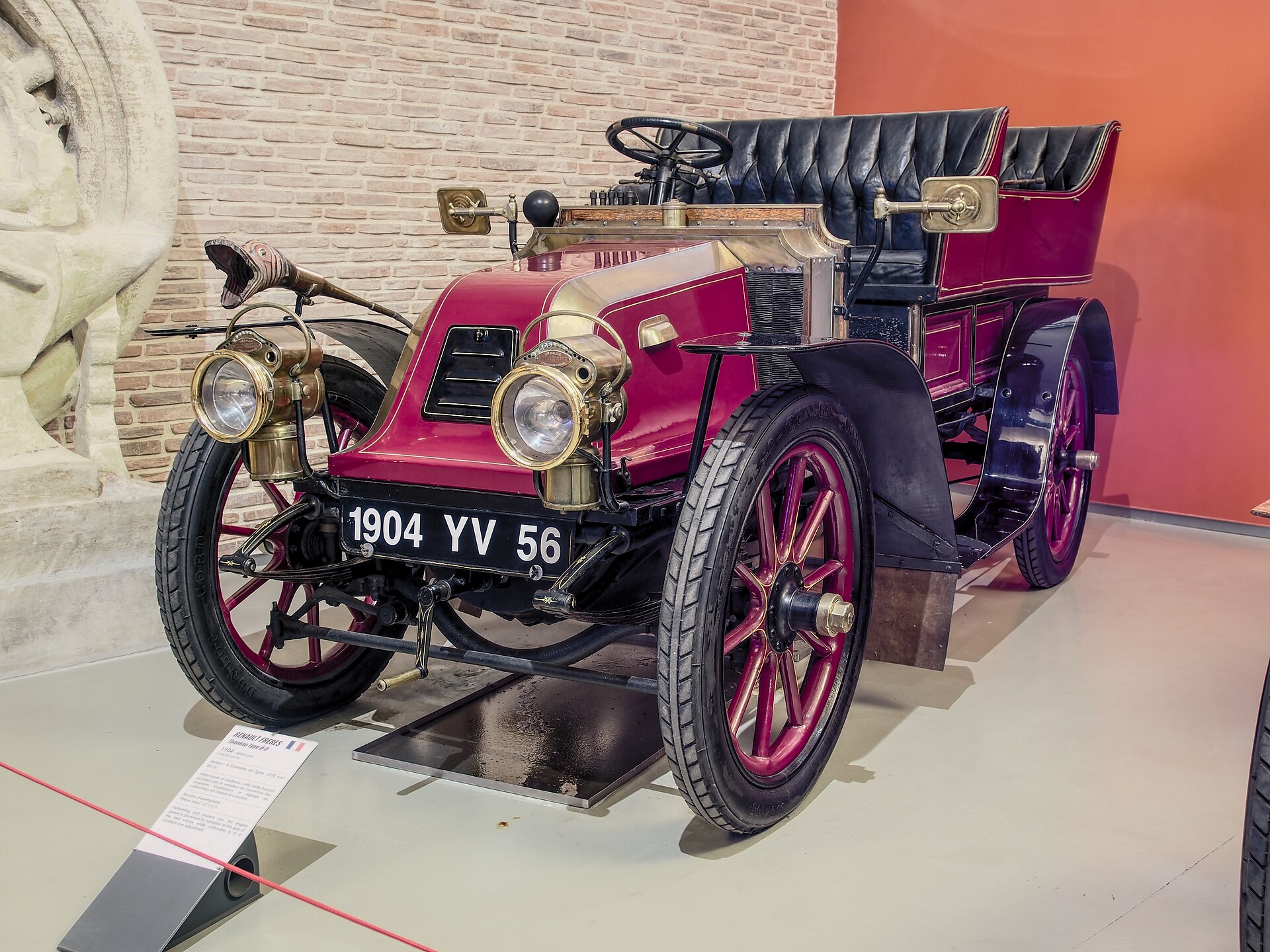 M24 - Motor Sport Museum (2/3)